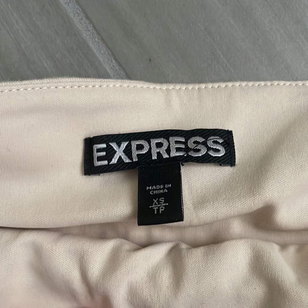 Express skirt - Picture 2 of 2
